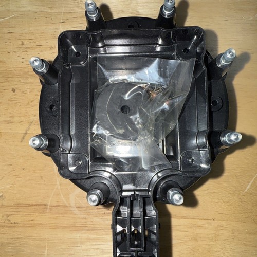 Tapa de distribuidor ACDelco D338X GM 19110932 NUEVO EN STOCK - Imagen 2 de 3