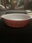 Vintage 1960s Pyrex Promotional Golden Poinsettias Casserole Dish  2.5 QT No Lid