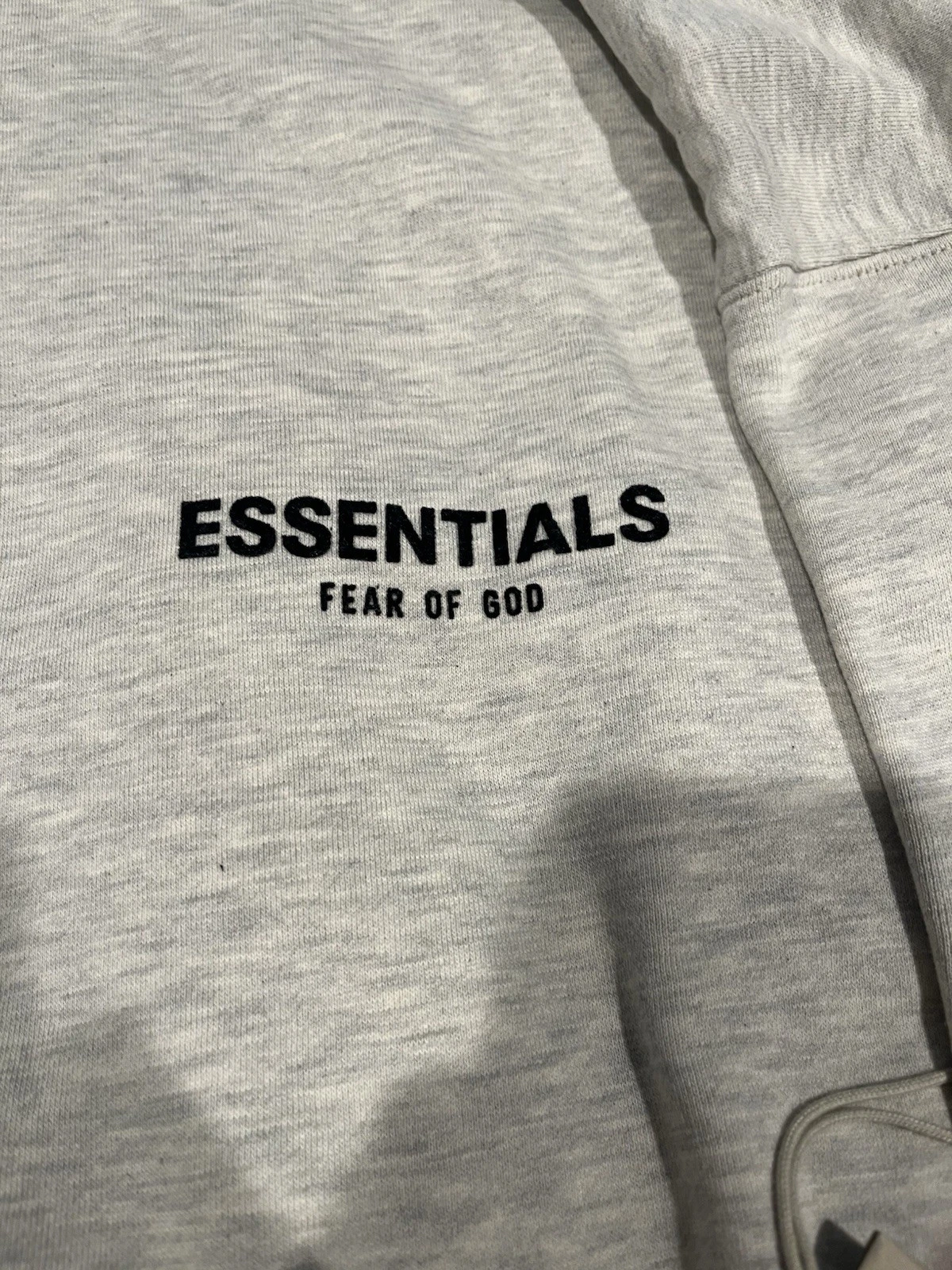 Felpa con cappuccio taglia Large Fear Of God Essentials SS22 farina d'avena leggera nuova etichette autentica