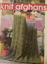 Seasonal Knit And Afghans 4 Designs Knitting Pattern Book.