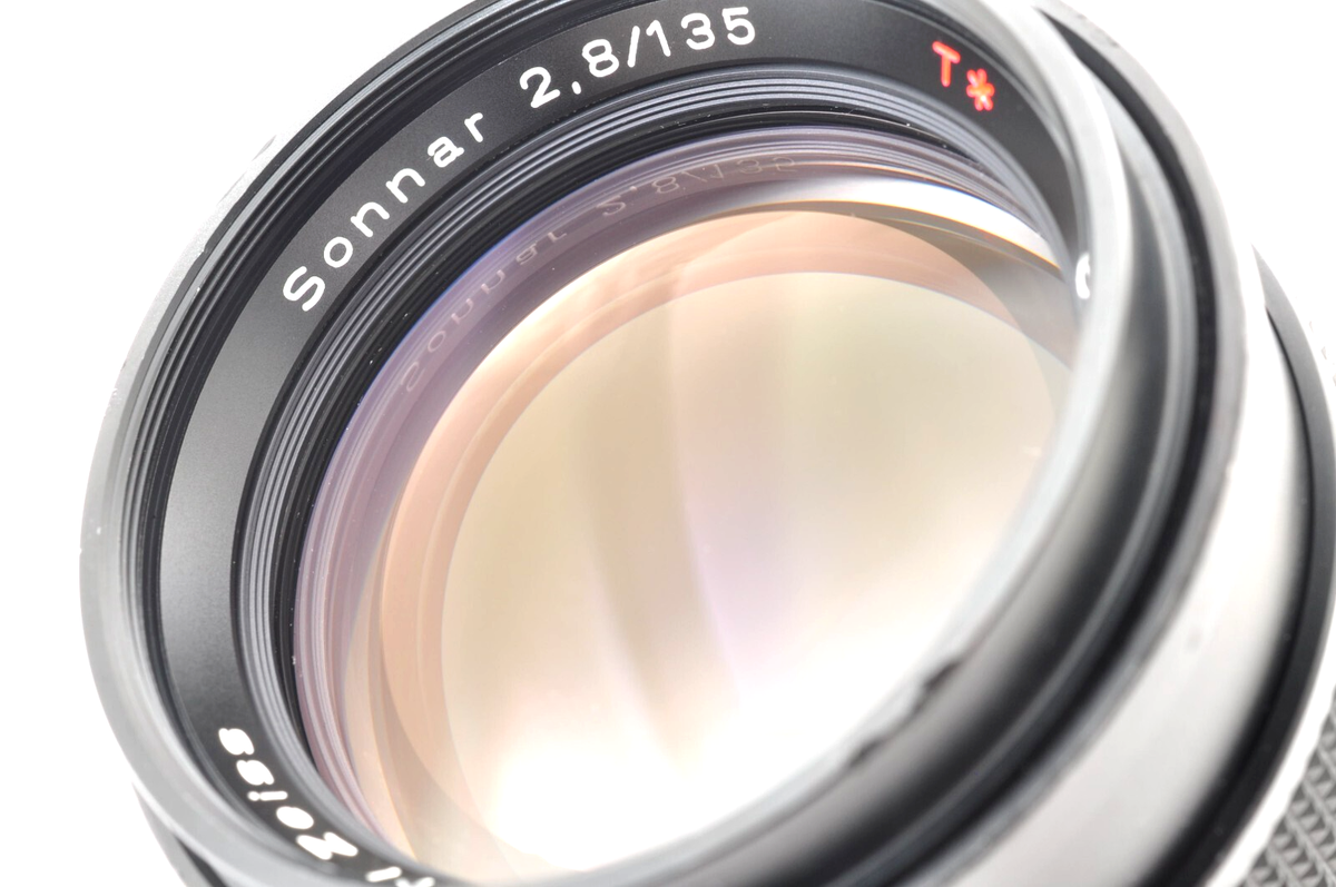 Contax Carl Zeiss Sonnar T 135mm f/2.8 MMJ MF Lens w/FRCaps Near