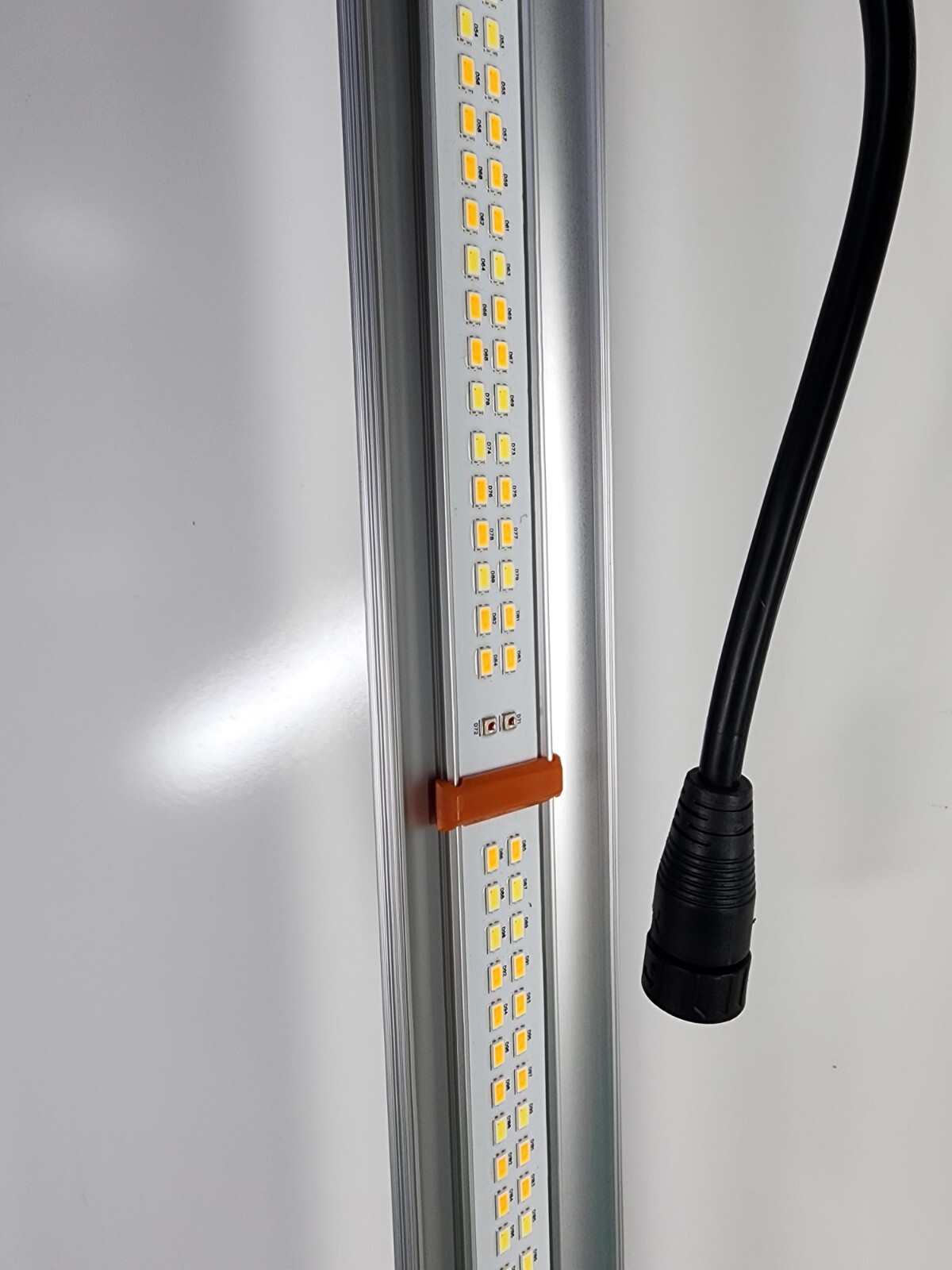 Fluence Bioengineering SPYDR 2x 320w LED Grow Light Kit