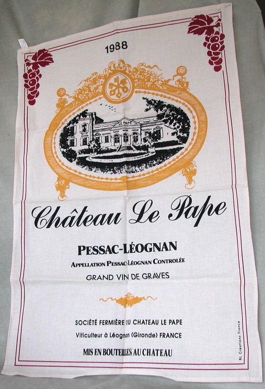 Vintage tea towel wall décor 1988 Chateau Le Pape Pessac Leognan winery, France