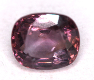 Spinelle Lilas 1,29 Ct De Sri Lanka - Beau Coussin, Clarté VS1, Neuf Sans Emballage