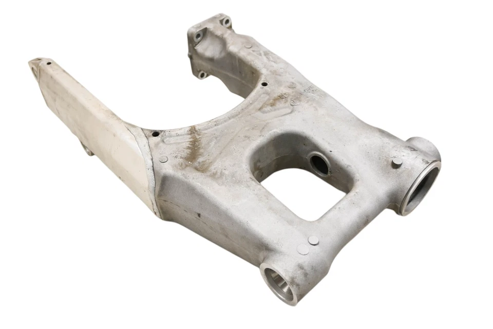 04 Honda ST1300 Rear Swingarm - Image 4 of 4