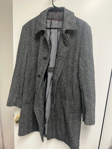 ODERMARK herringbone style gray wool overcoat 40R type fit, MINT European brand - product listing photo