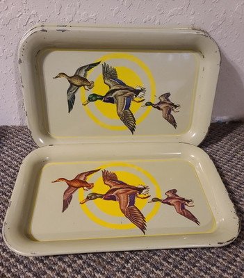 Set of 5 Metal Rectangle Serving Trays Flying Ducks Wildlife Beige/Yellow