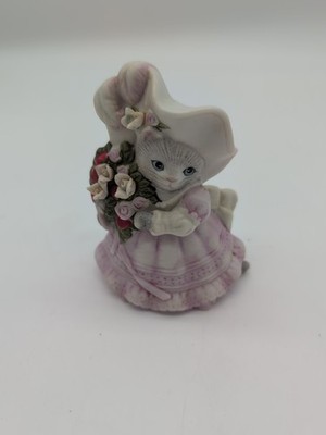 Kitty Cucumber Cat Figurine Southern Belle Priscilla VTG 1985 B. Shackman Schmid