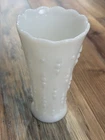 Vintage Anchor Hocking Milk Glass ‘’Teardrop and Pearl’’ Scalloped Edge Vase 7’’