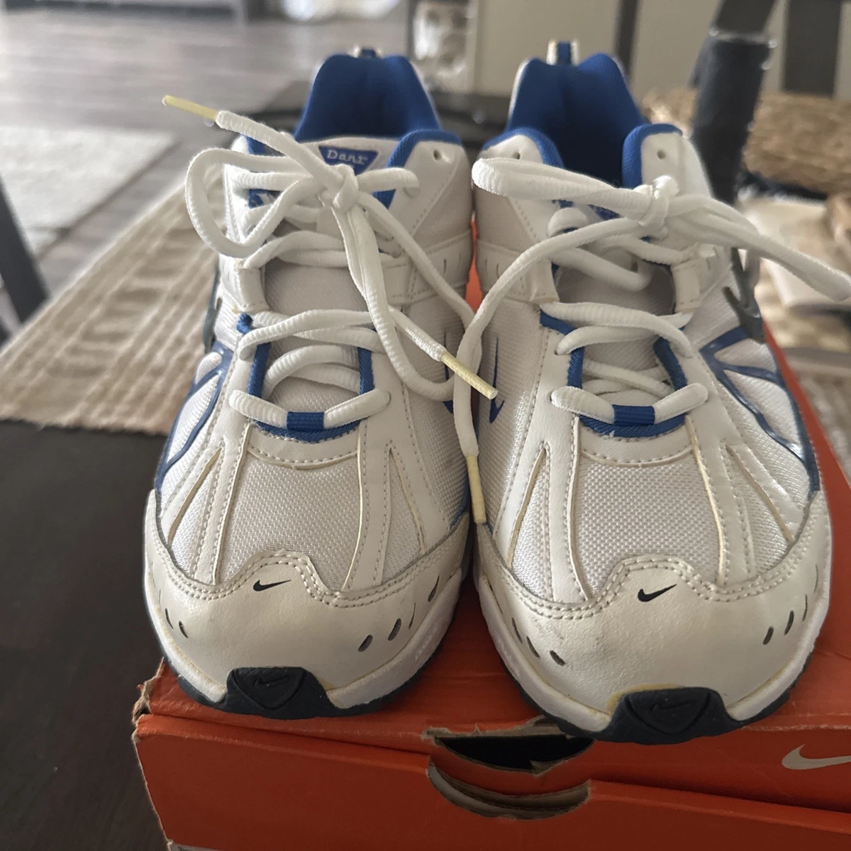 Vintage Nike Dart 5 White Leather Running Shoes Sneakers Sz 11 Nike Dart Sneakers for Men for Sale | Authenticity  main image 2