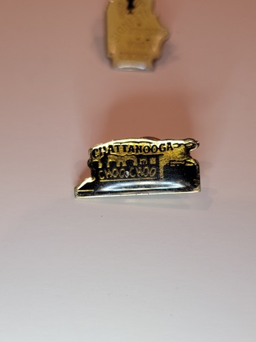 Vtg Souvenier Vacation Site Metal Push Back Pinback Pins Lot - Picture 4 of 9