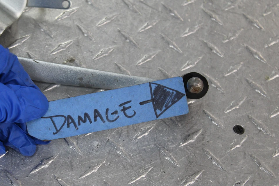 2009 YAMAHA FZ6R ПЕРЕКЛЮЧАТЕЛЬ ПЕДАЛИ ПОВРЕЖДЕНИЯ - Изображение 2 из 4