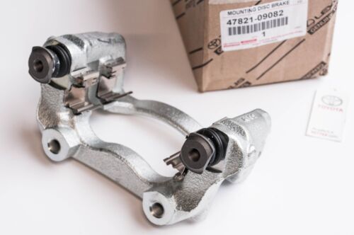 Genuine TOYOTA AURIS 2012-2018 Rear Right RH Caliper Carrier Mounting 4782109082 - Picture 1 of 1