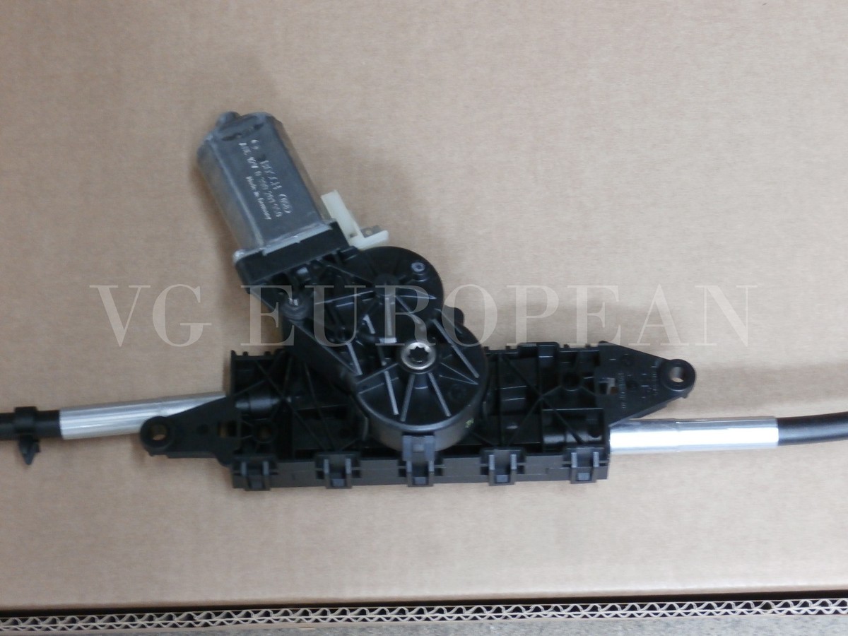 Mercedes Benz Genuine R230 SL-Class Convertible Hard Top Side Flap