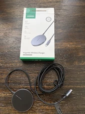 UGREEN Magnetic Wireless Charger for iPhone/Airpods Grey PREOWNED!