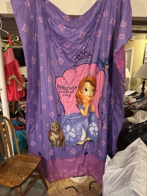 Sophia A Princess Is Sweet And Loving Full Comforter