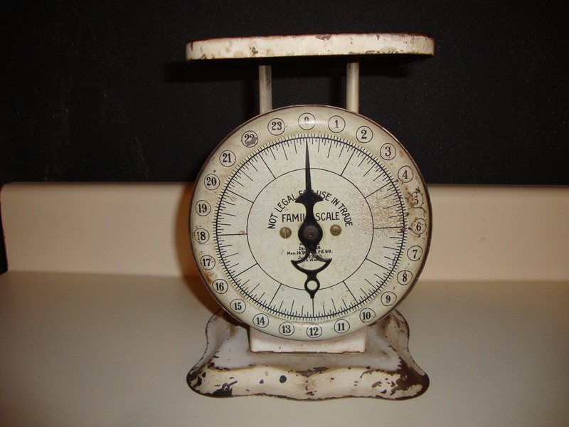 Antique 1903 Pelouze Family Scale Deluxe Chicago 24 lbs. Cream Farmhouse Works