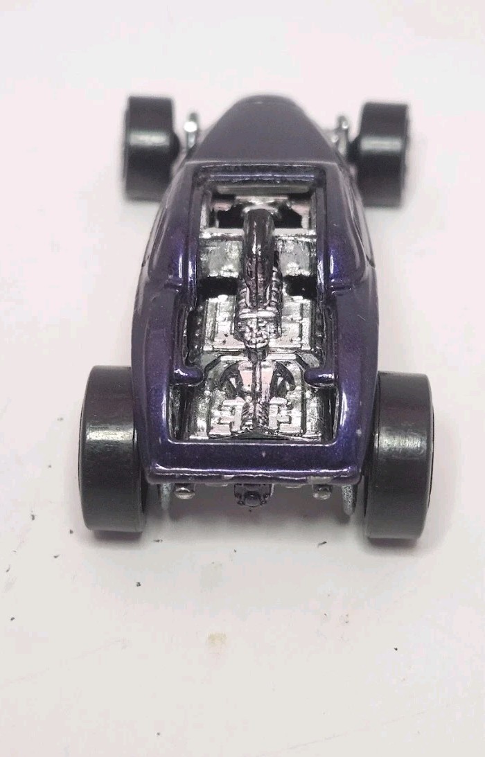 Hot Wheels Engine Revealers II Series SOOO FAST 1:64 Scale 2000 Rare image 2