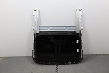 2015-2021 Mercedes C300 W205 Sunroof Moonroof Frame W Glass Oem A20578010019f93 2015-2021 Mercedes C300 W205 Sunroof Moonroof Frame W Glass Oem A20578010019f93