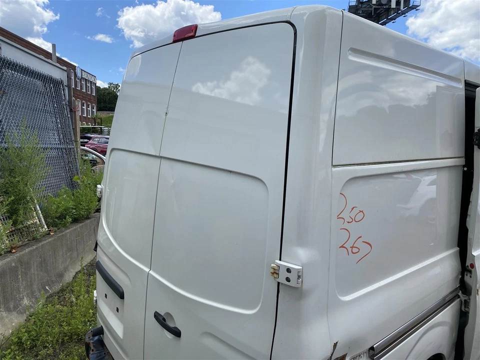 BACK DOOR NV2500 NV3500 2017 17 2018 18 2019 19 2020 20 Left White 1410631 — 第 4/4 张图片