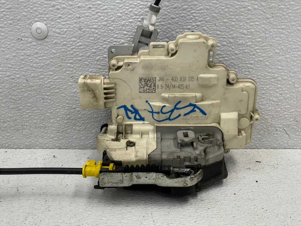 Actuador de cierre de puerta de conductor trasero izquierdo Audi S7 2012-2015 1537 OEM Foto 2 de 4