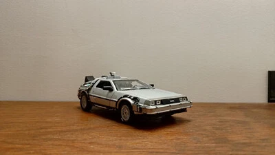 1/24 Delorean retour vers le futur 1 WELLY - Photo 1/4