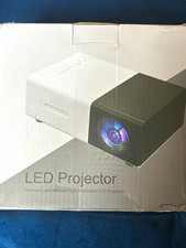 Mini Projector TFT LCD 320x240 Supports 1080p 800:1 4:3 100 inch projection