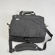Think Tank Urban Disguise 50 V2.0 Camera Laptop Messenger Bag Black Travel
