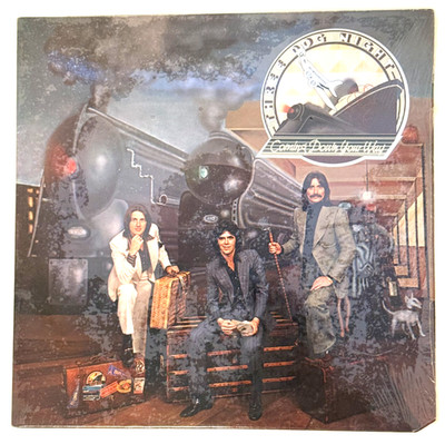 Three Dog Night Coming Down Your Way'' LP Vintage 1975 View Pics Damaged Sleeve