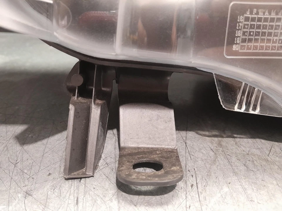 CITROEN DS4 LEFT HEADLAMP 02/12-12/16 12 13 14 15 16 - image 3 of 4