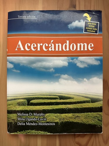 Acercándome by Melissa D Murphy and Delia Montesinos