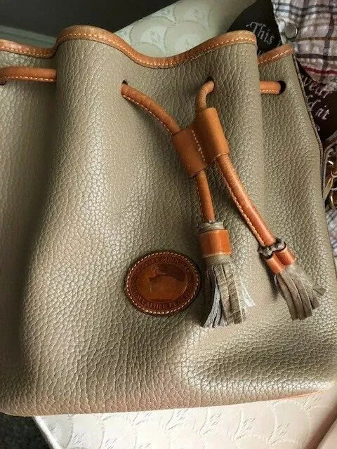 Large top bucket purse