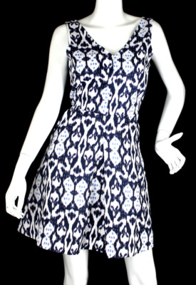 {GAP} Dress Sz. 4 Blue/White Pattern Flare V Neck Sleeveless Zip Lined Summer