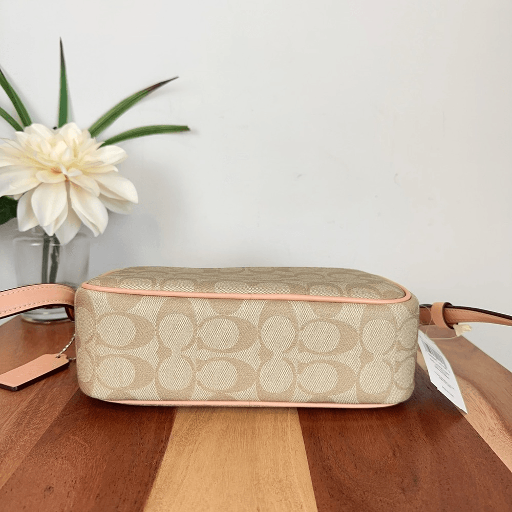 バッグ Coach Jamie Camera Bag Leather Beige NWT Coach Jamie Camera Bag In Signature Canvas | eBay