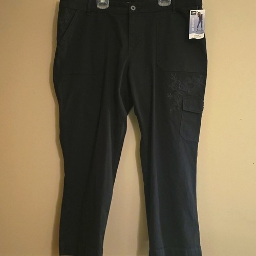 New Lee Women's Size 16 Black Mid-rise Cargo Crop Pants Embroidery Pocket