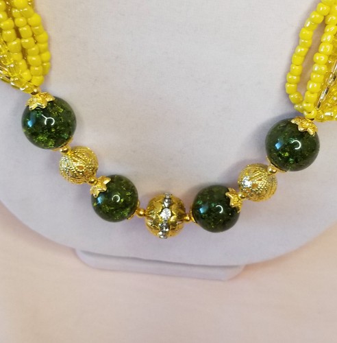 28" Green Bead , Yellow Filigree Bead and Yellow Multi Layer Seed Bead Necklace - Picture 4 of 7