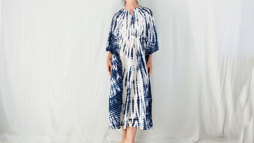 Indigo Shibori Tie Dye Kaftan. Cotton Caftan.