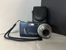 Sony Cybershot DSC-P12 5.0MP Blue Compact Digital Camera No CHARGER