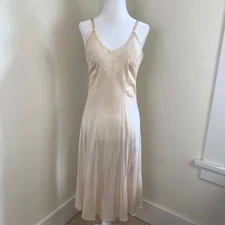 Vtg Lace Full Slip Lingerie Beige 32 M Fairycore Romantic Made in USA
