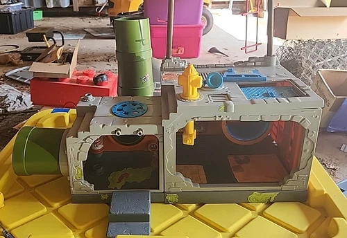 TMNT Sewer Lair Incomplete Teenage Mutant Ninja Turtles 1989 Playmates Playset