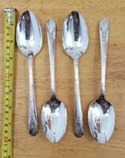 LOT OF 4 VINTAGE 1941 INHERITANCE PATTERN  SILVERPLATED PLACE/ OVAL SOUP SPOONS 