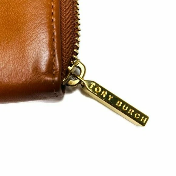 tory burch zipper pull