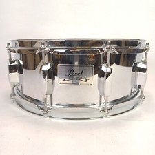 Caisse Claire En Acier Vintage