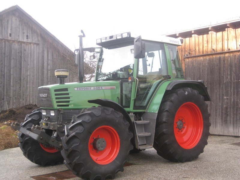 Autocollants Décalcomanies Pour Maquette Fendt Favorit 512C TURBOSHIFT - Échelle 1/32 - Réf. UM_FEN_0077 - Neuf