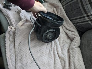 Dyson dc33 Kupplungsversion Staubsaugerteil - Motor im Gehäuse (funktioniert)