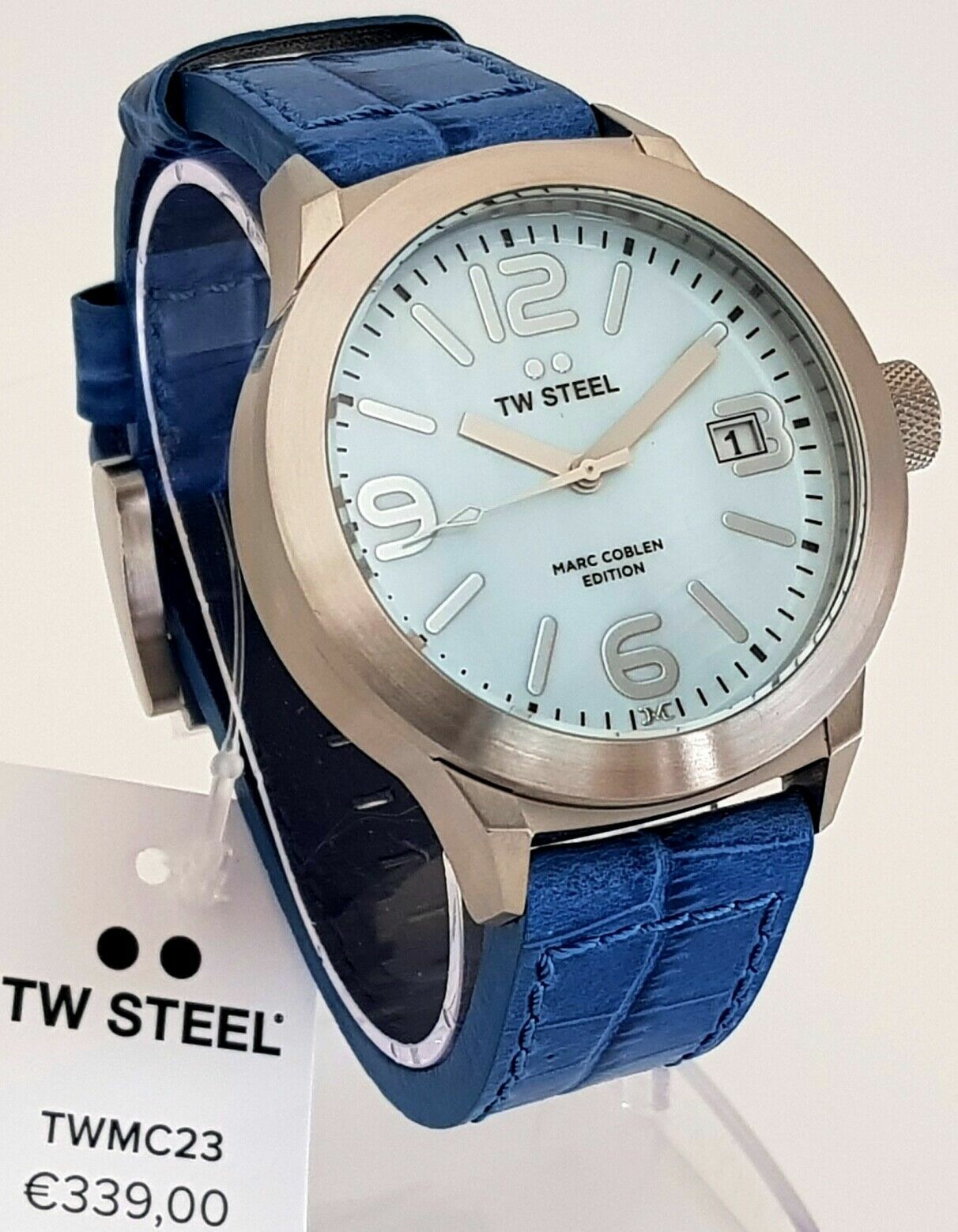 TW Steel montre homme grand cadran bleu ciel lisible avec dateur