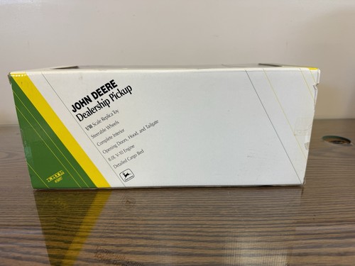 Camioneta pickup john deere gmc ertl 1/18 de colección nueva en caja # 5097 - Imagen 10 de 15