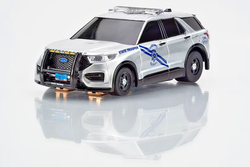 AFX Racing 22105 Ford Explorer Police Interceptor Slot Car with Flashing Lights