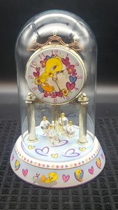 Looney Tunes Warner Bros Tweety Bird Anniversary Clock 9" Glass Dome