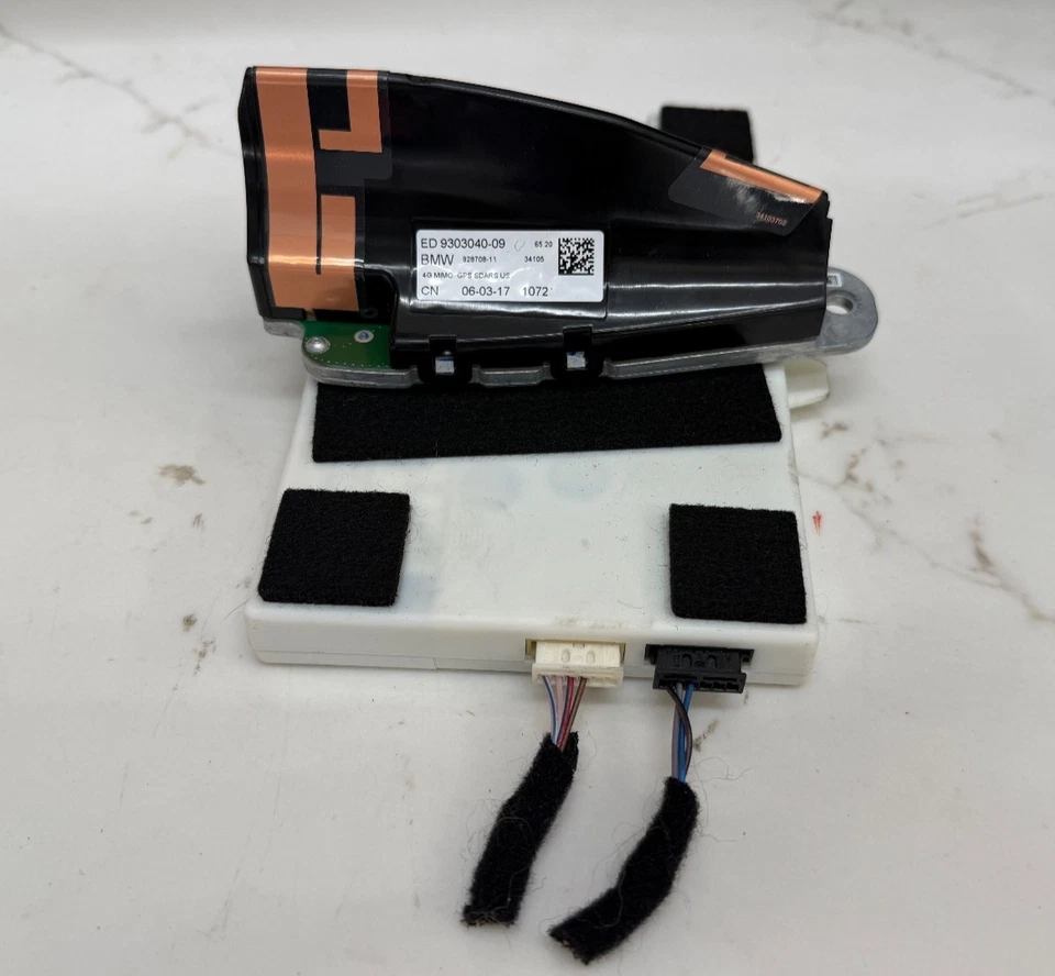 BMW 530i 540i M550i G30 2017-2023 montaje de antena de radio techo aleta de tiburón 622590-01 Foto 3 de 4